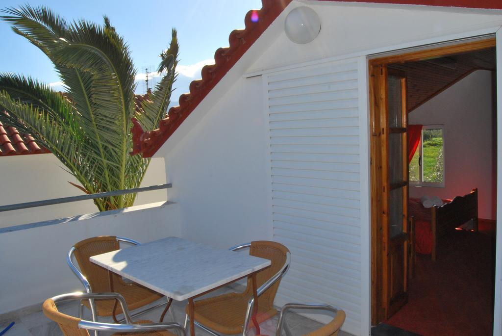Houdis Houses Parálion Ástros Eksteriør bilde